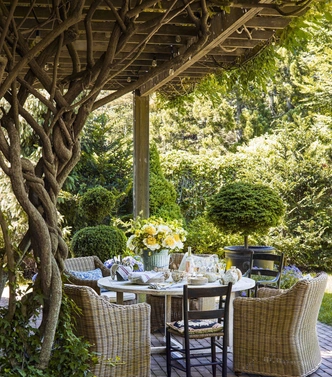 Как оформить террасу: полезные идеи и советы