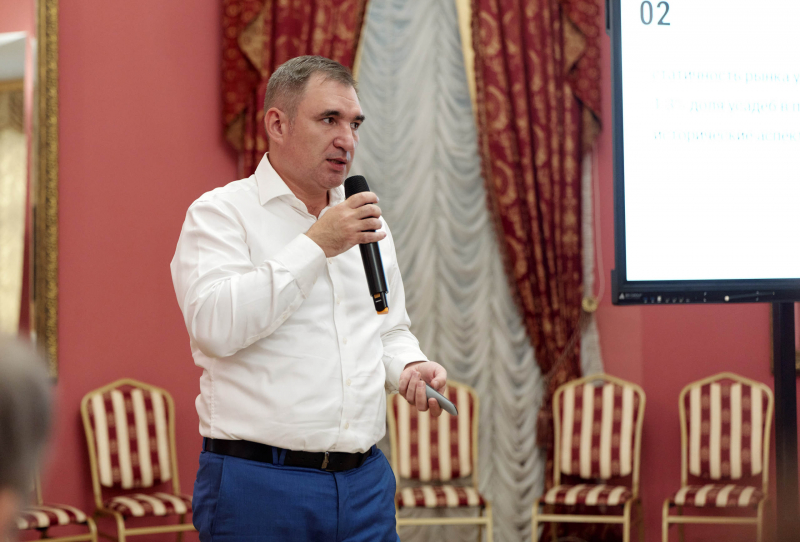 "От наследства к наследию" - в Торжке обсудили перспективы возрождения в России традиций усадебной архитектуры